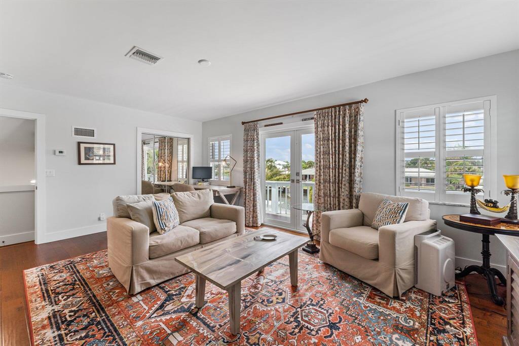 NORTH PALM BEACH VILLAGE - Residential