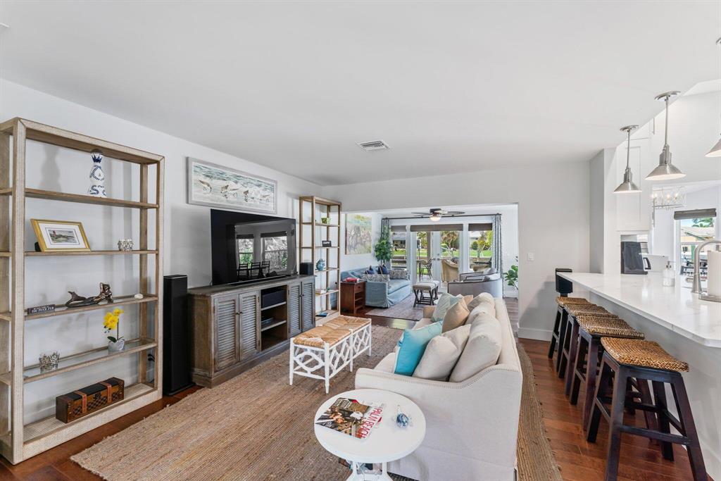 NORTH PALM BEACH VILLAGE - Residential