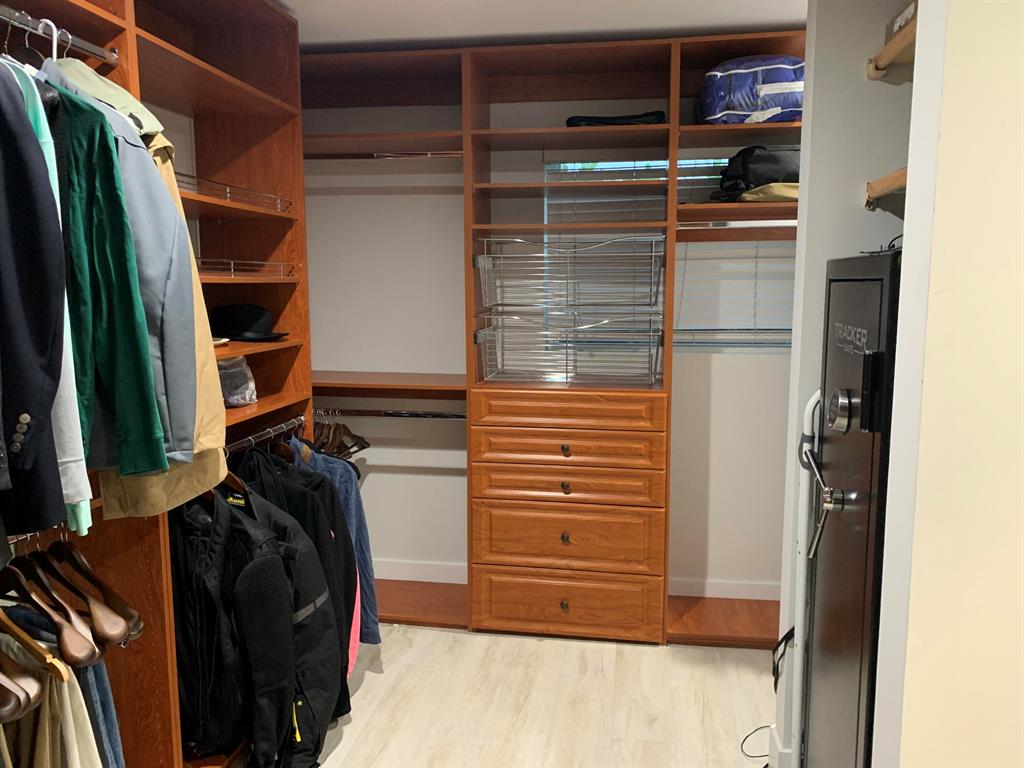 NORTH PALM BEACH VILLAGE - Residential