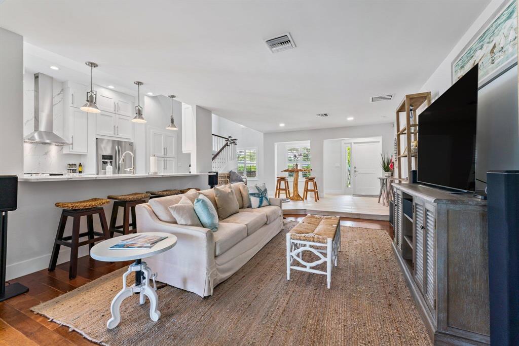 NORTH PALM BEACH VILLAGE - Residential