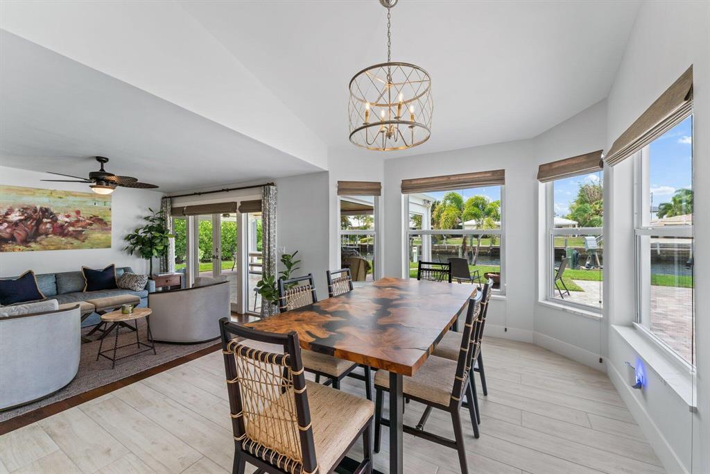 NORTH PALM BEACH VILLAGE - Residential