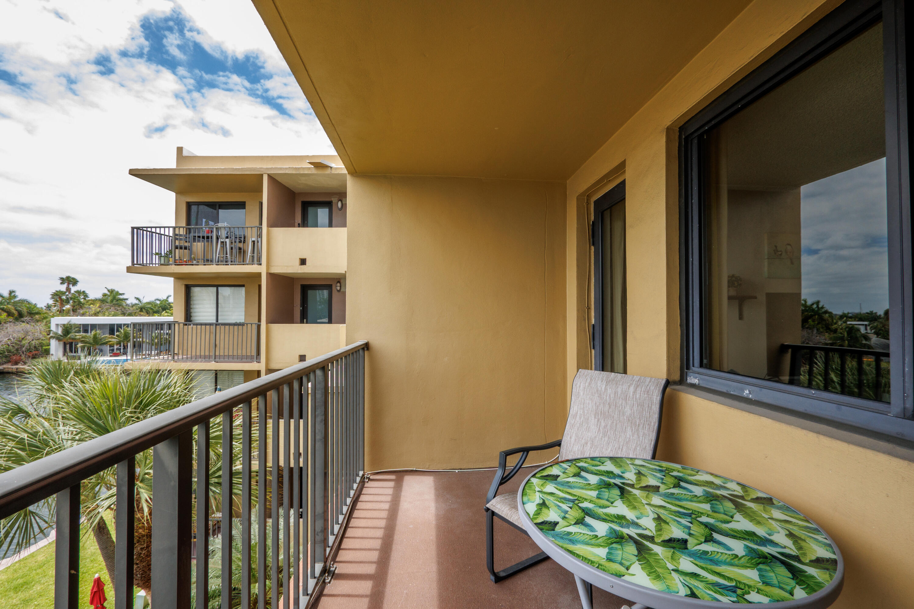 301 Golden Isles Drive 412