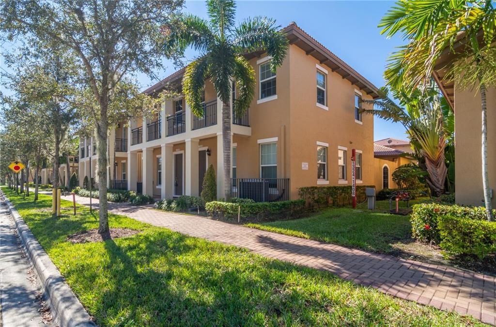 Photo of 1136 SW 147TH AVE #1136, Pembroke Pines, FL 33027 (MLS # F10302343)