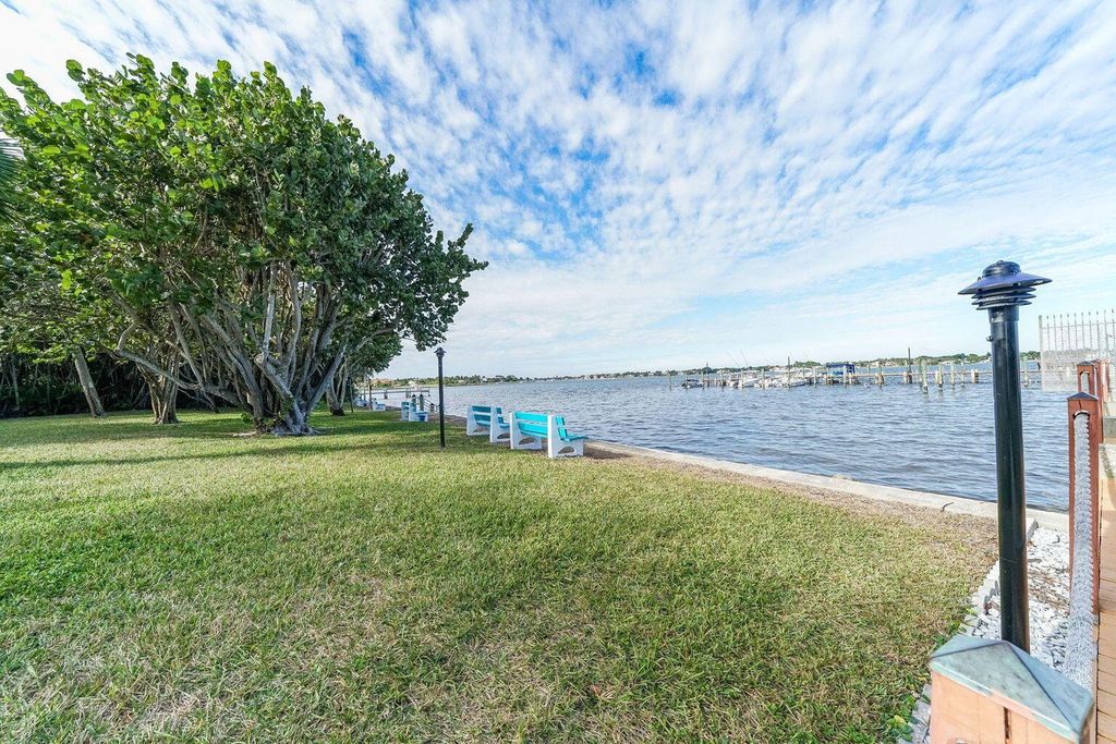 Photo of 825 Center Street #32a, Jupiter, FL 33458 (MLS # R11099797)