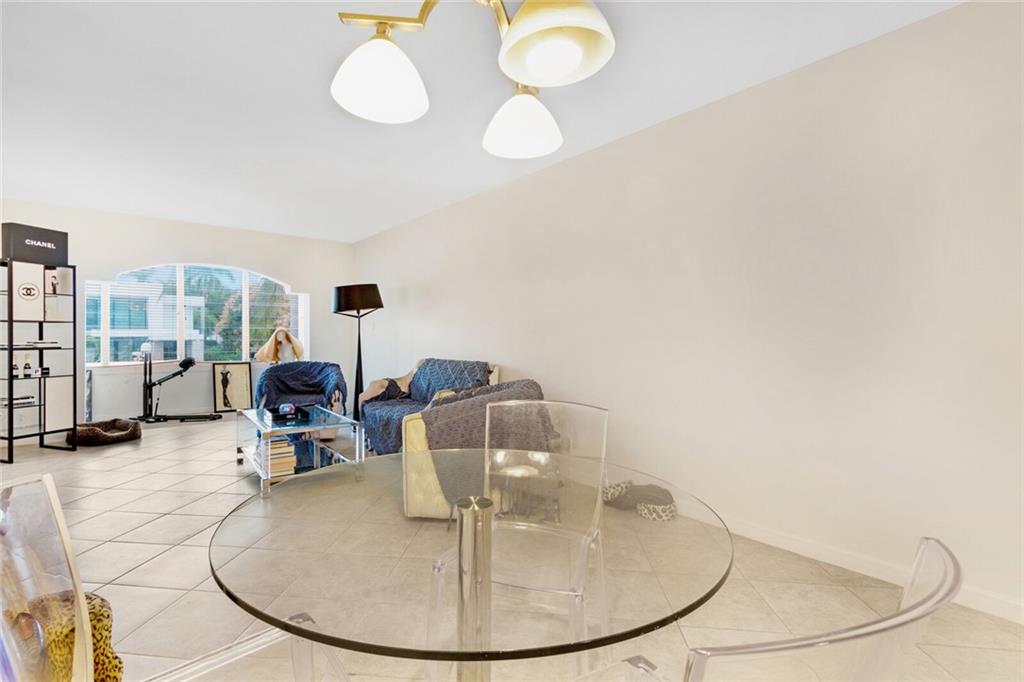 Island House East - Residential