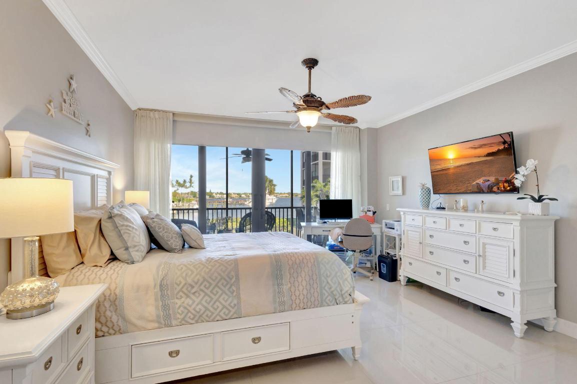 MARINA AT TWELVE OAKS CONDO - Residential