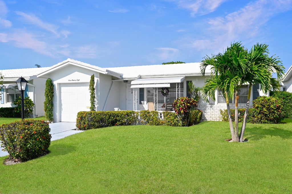 Photo of 708 SW 18th Street, Boynton Beach, FL 33426 (MLS # R10787022)