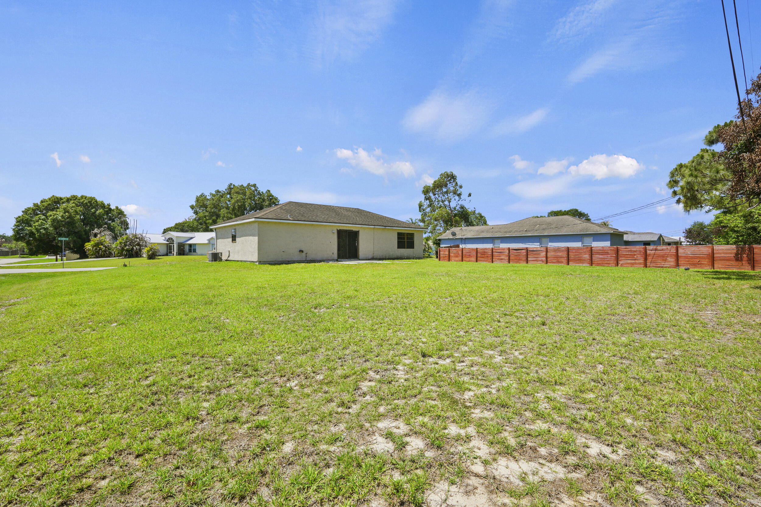 PORT ST LUCIE SECTION 27 - Residential