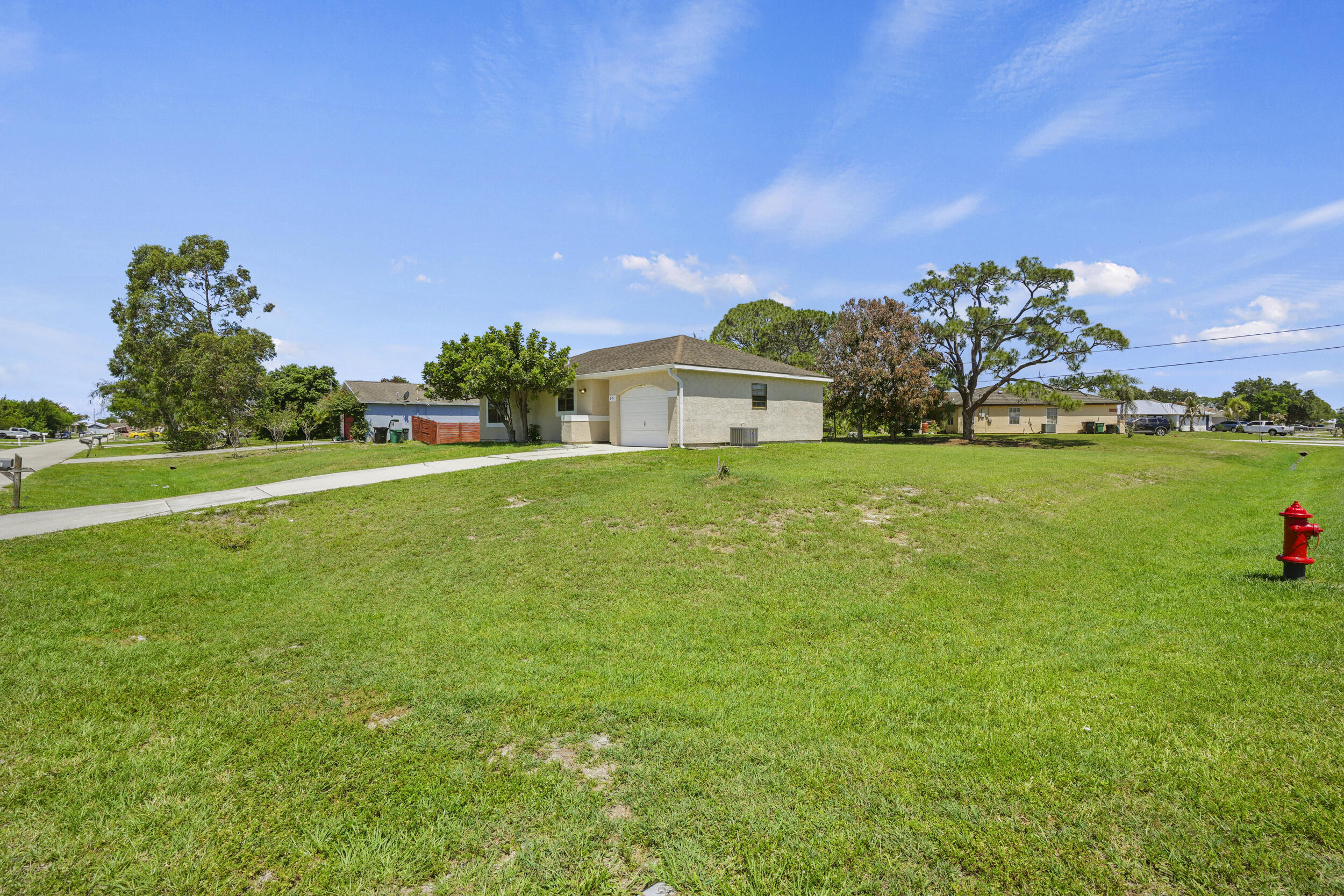 PORT ST LUCIE SECTION 27 - Residential
