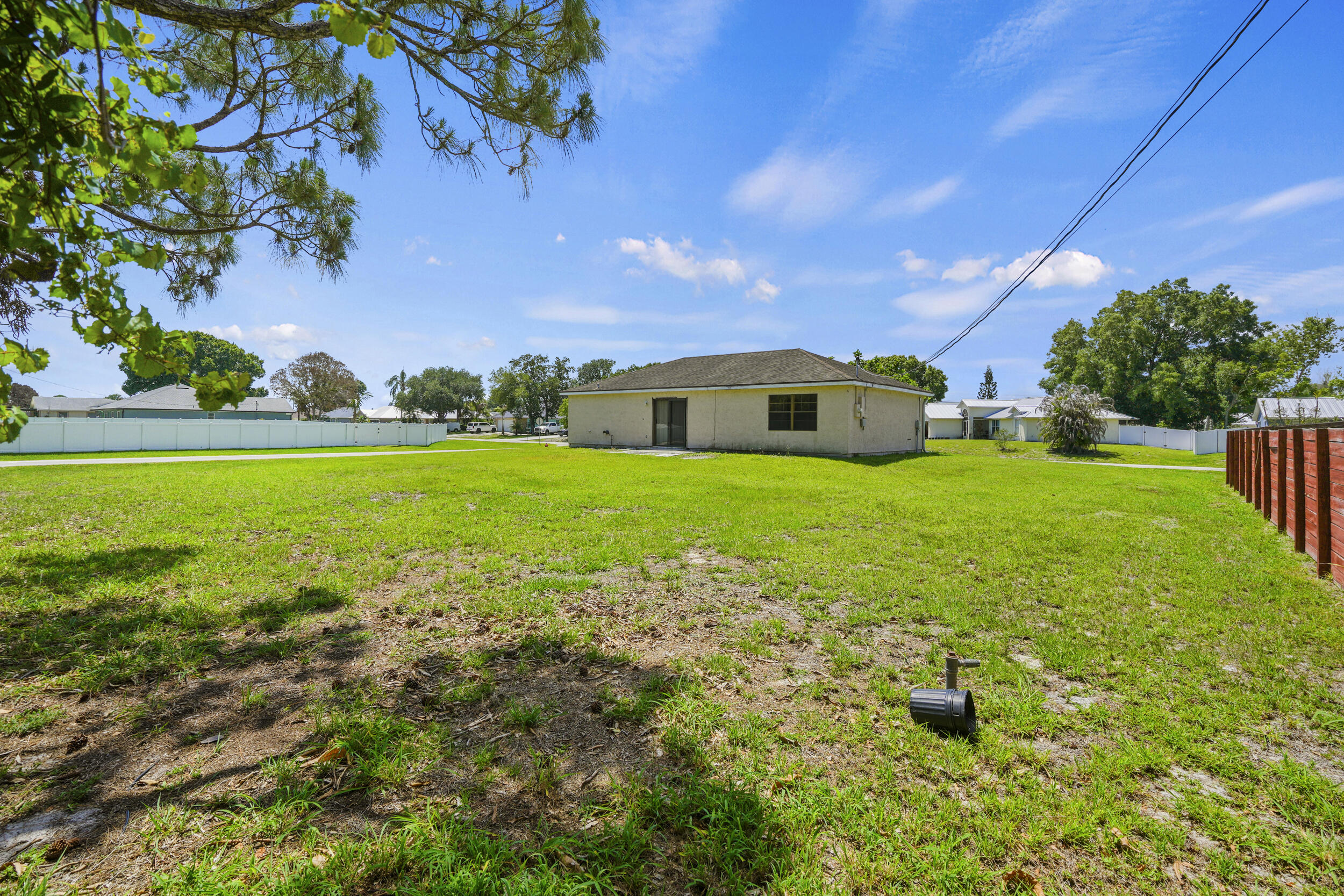 PORT ST LUCIE SECTION 27 - Residential