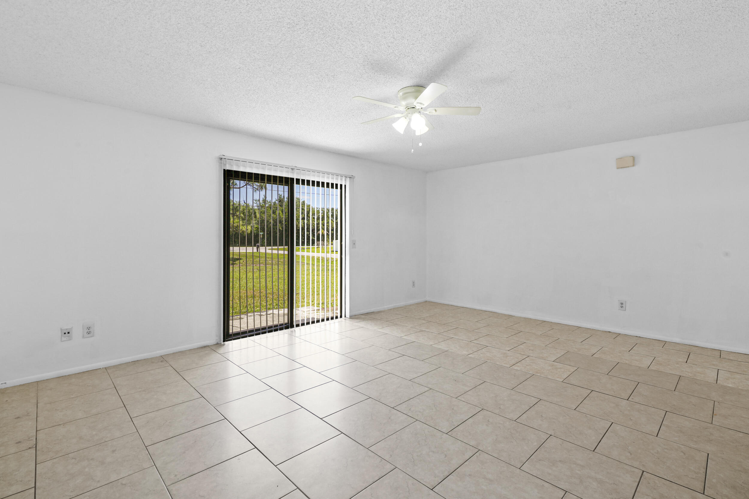 PORT ST LUCIE SECTION 27 - Residential
