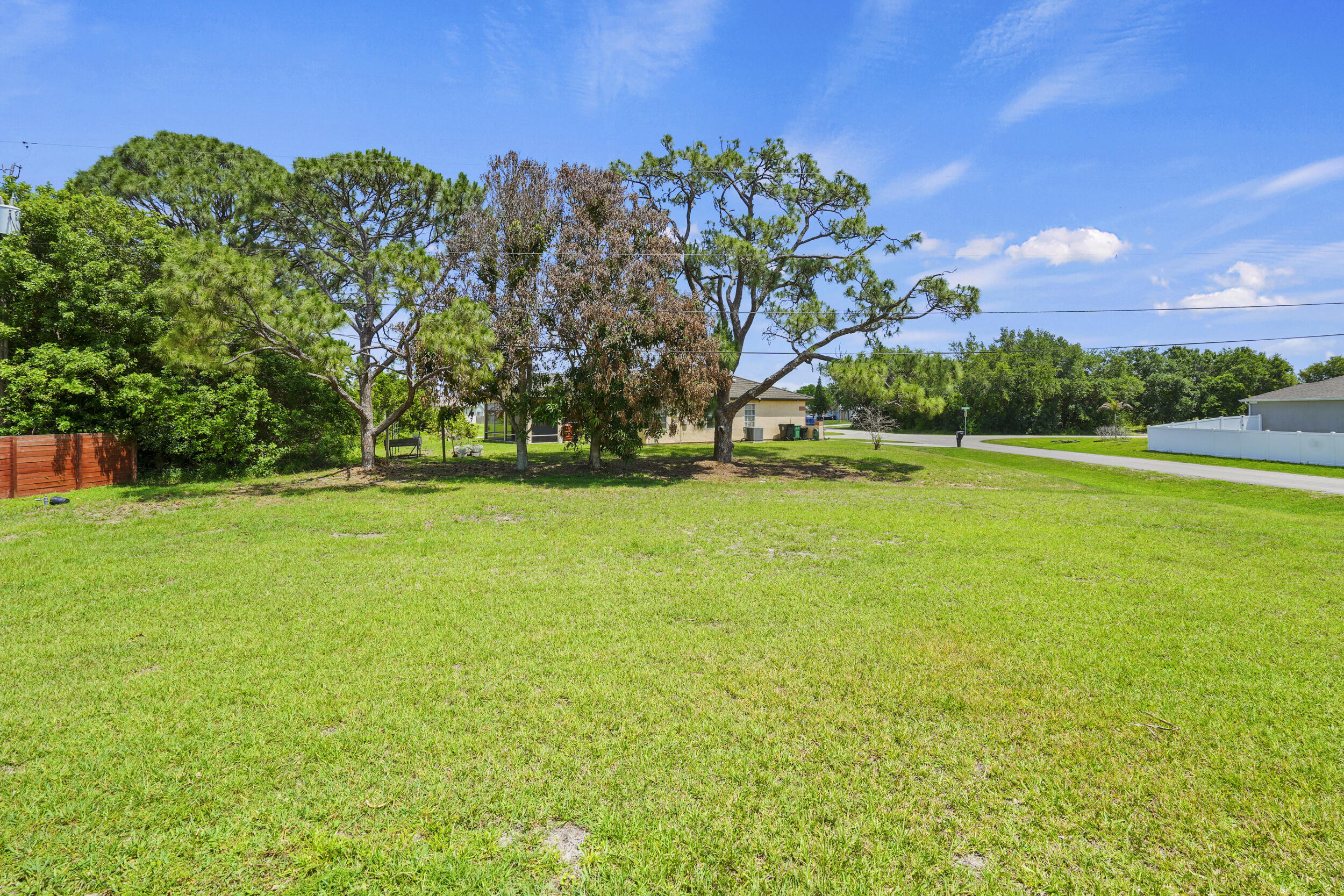 PORT ST LUCIE SECTION 27 - Residential
