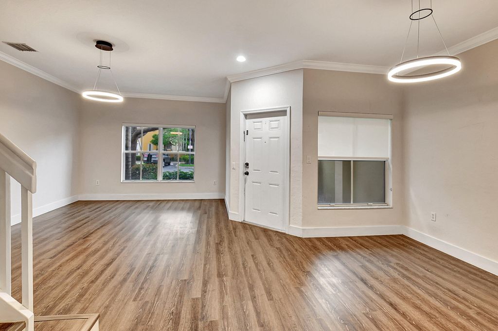 Photo of 111 Lake Monterey Circle, Boynton Beach, FL 33426 (MLS # R10952084)