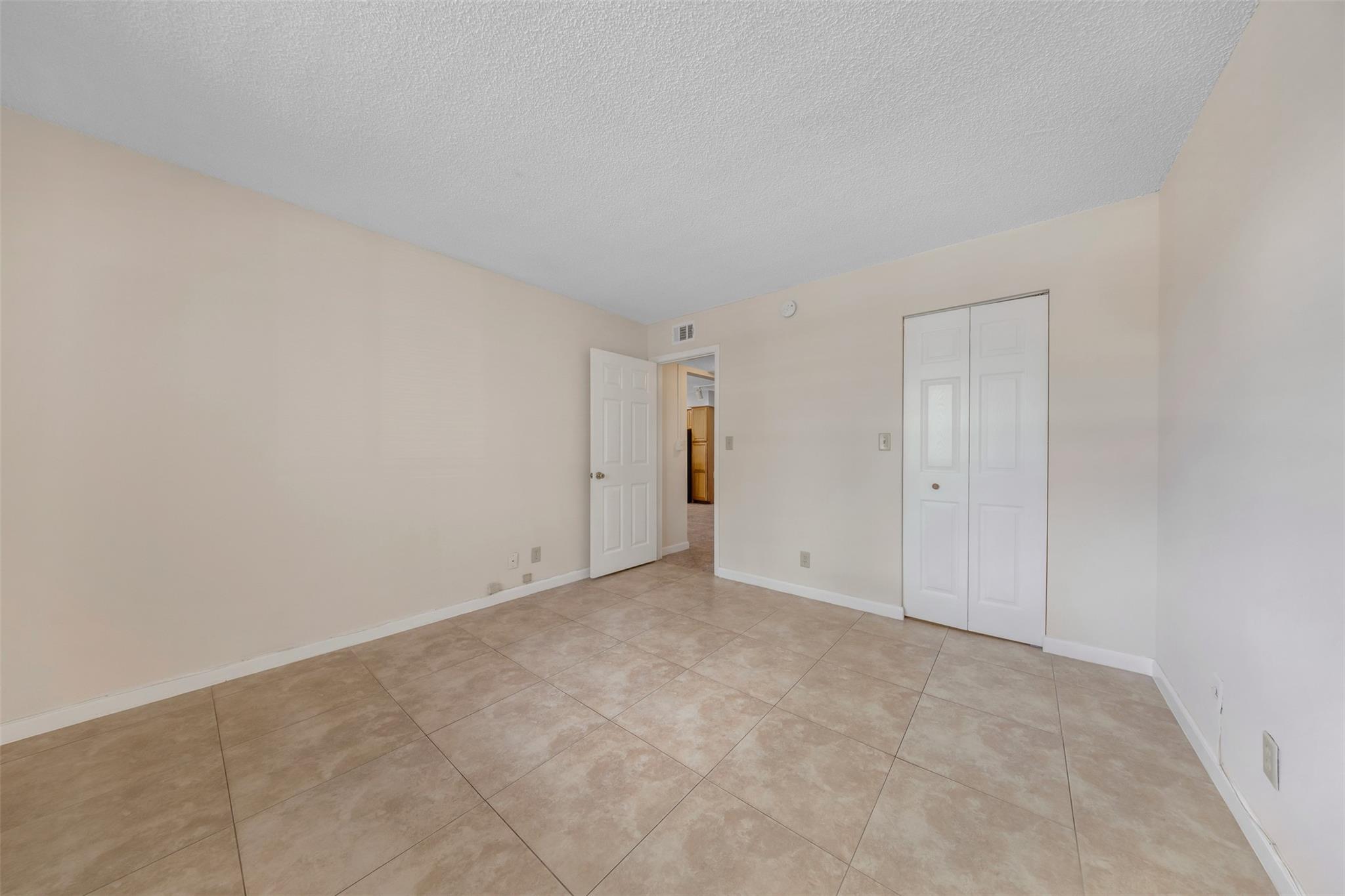 Coco Parc Condo - Residential Lease
