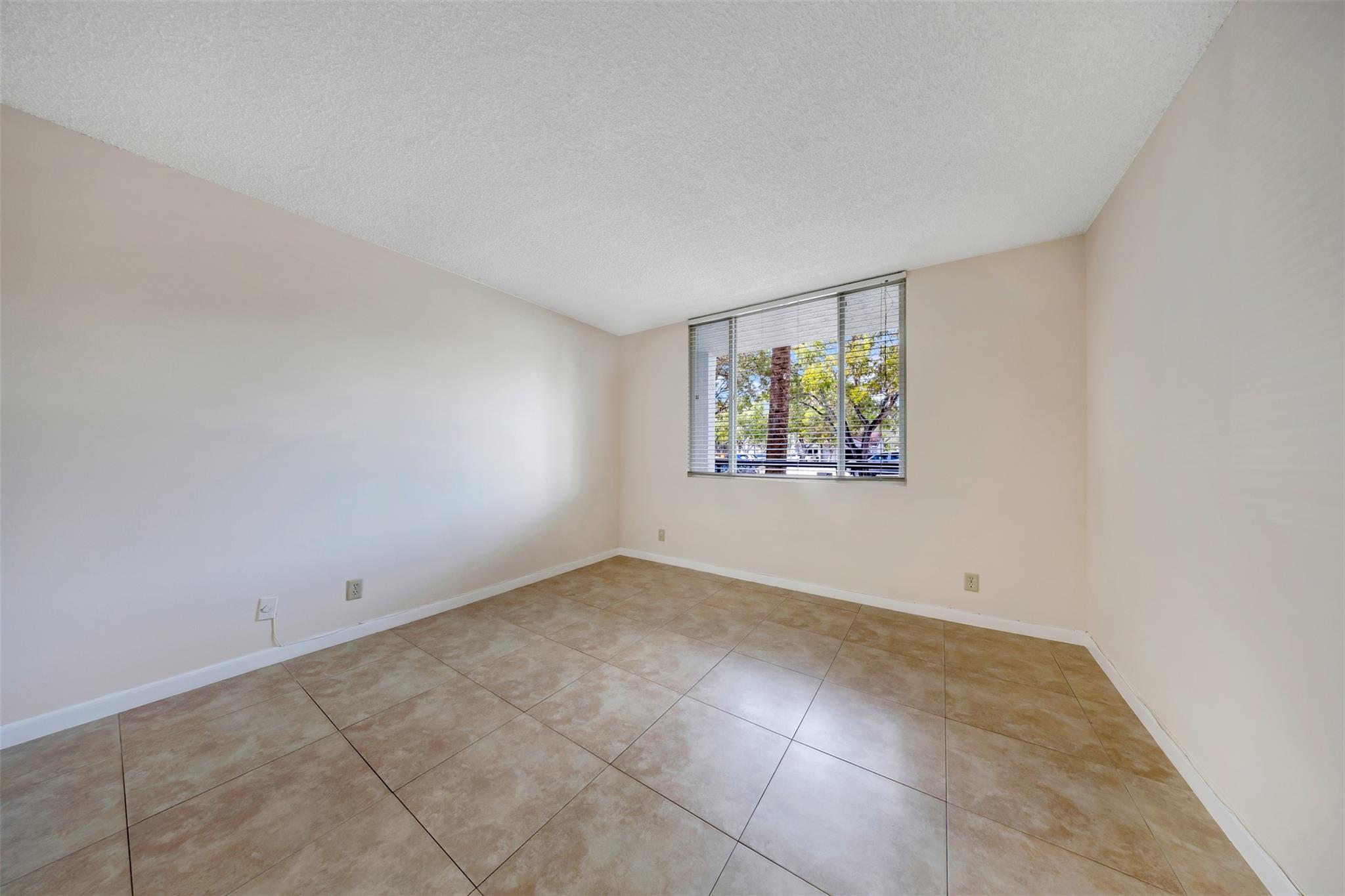 Coco Parc Condo - Residential Lease