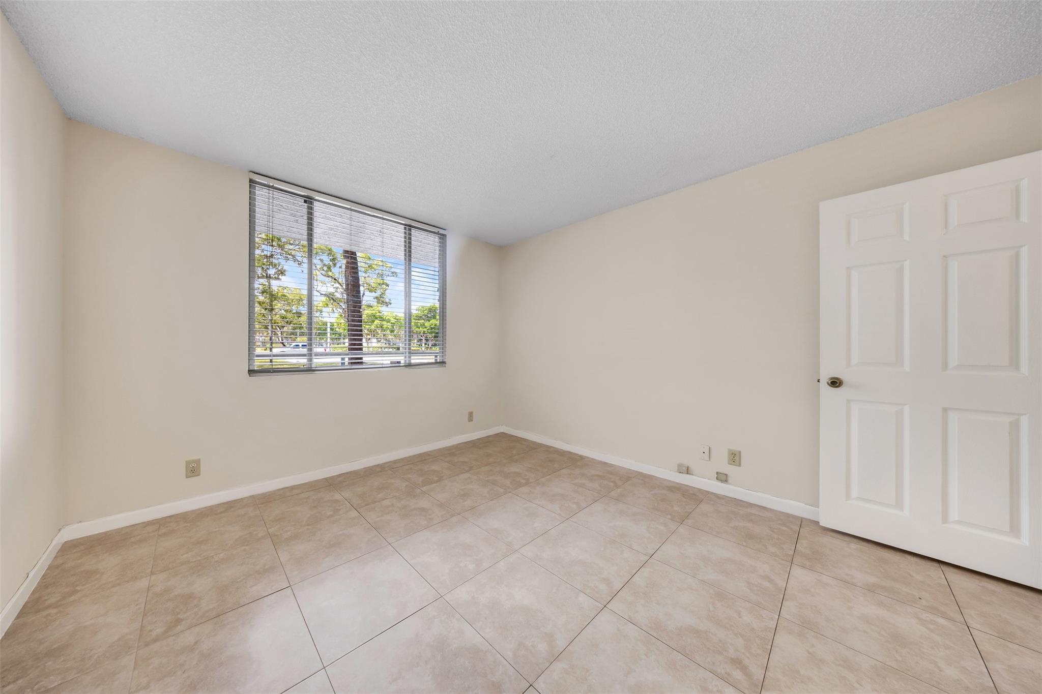 Coco Parc Condo - Residential Lease