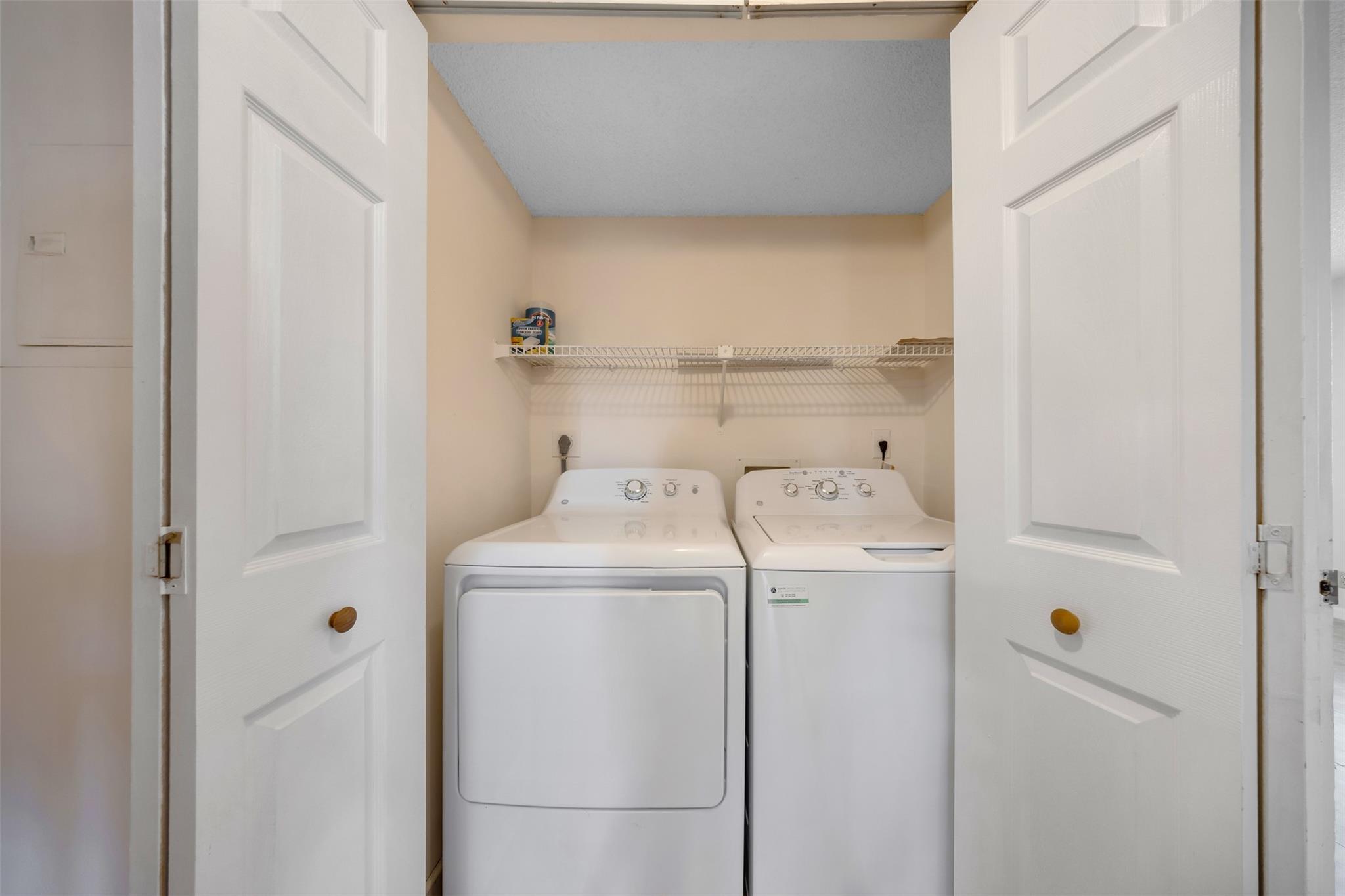 Coco Parc Condo - Residential Lease