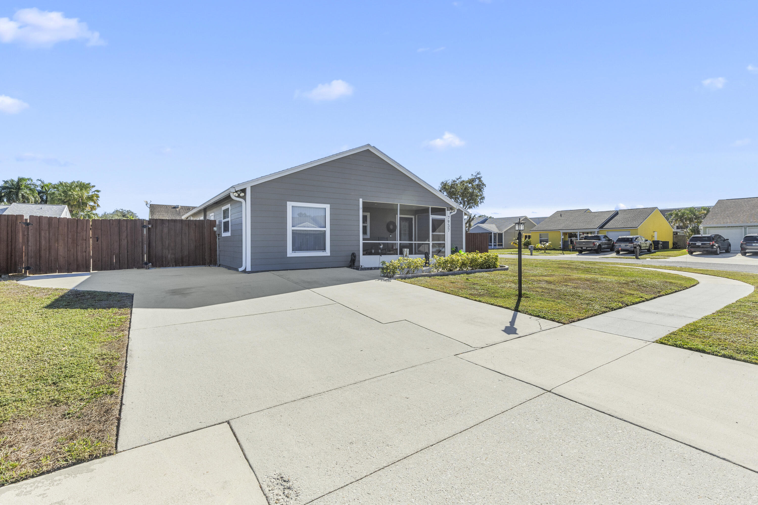 COUNTRYWOOD 2 - Residential