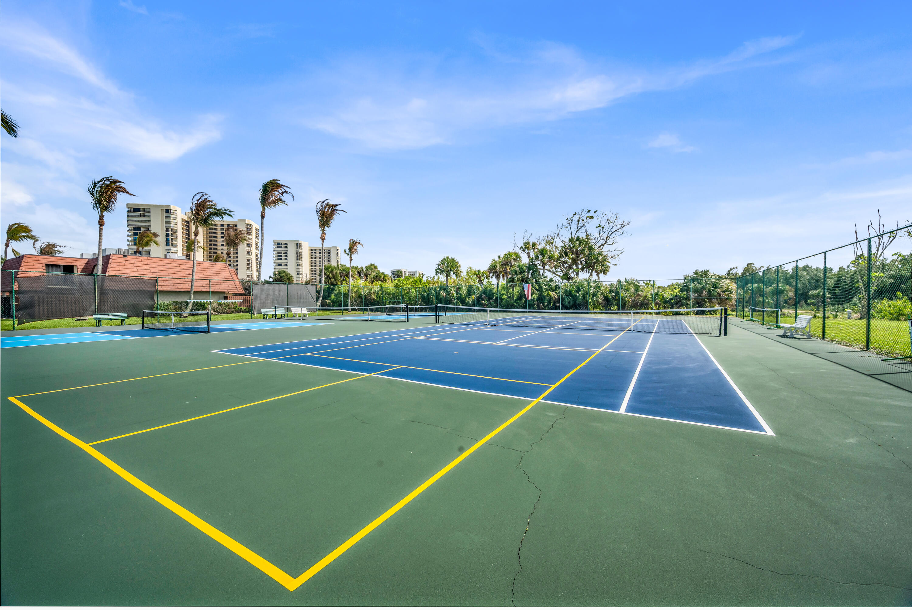 ISLAND VILLAGE PHASE II - Residential