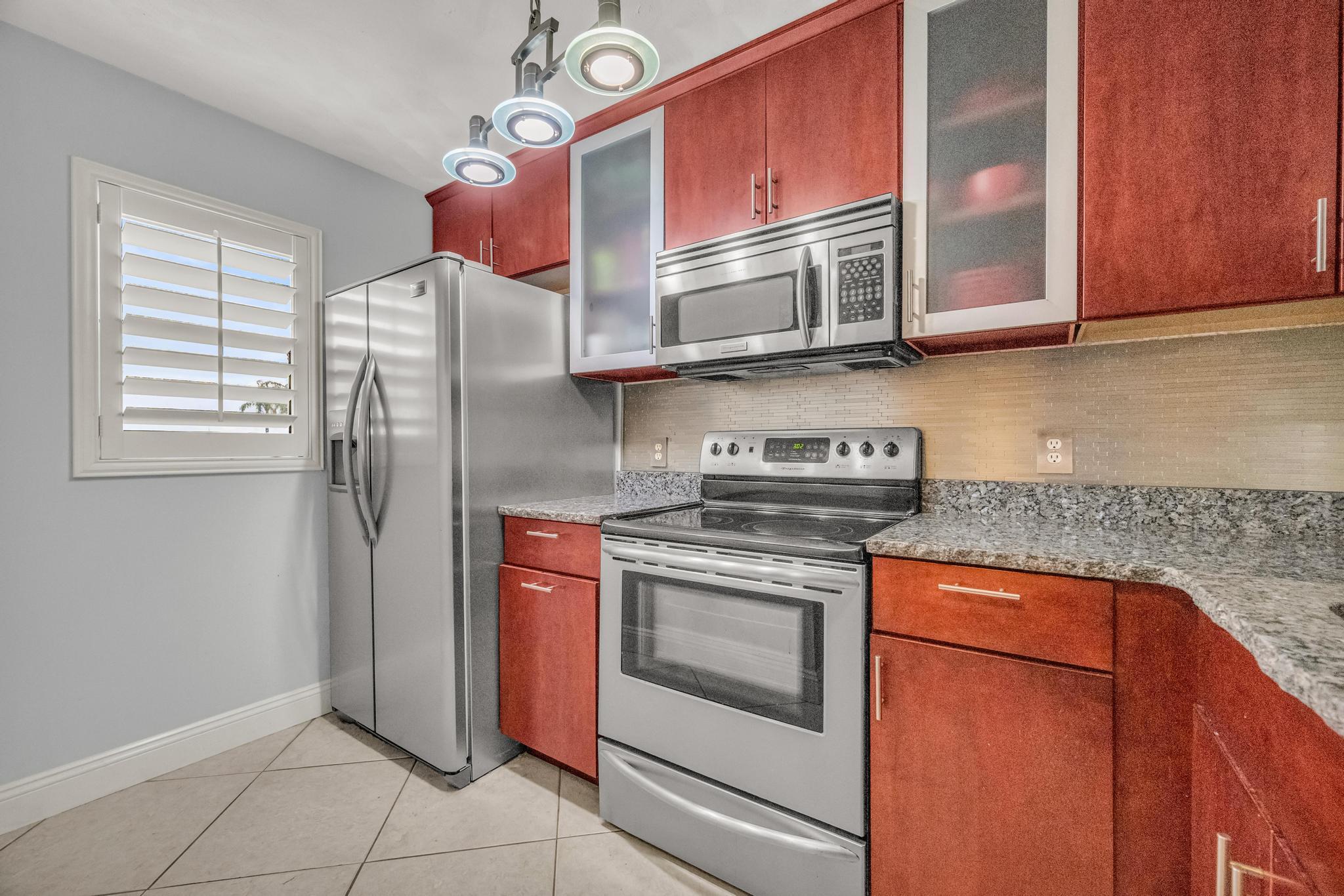 9409 S Ocean Drive #31