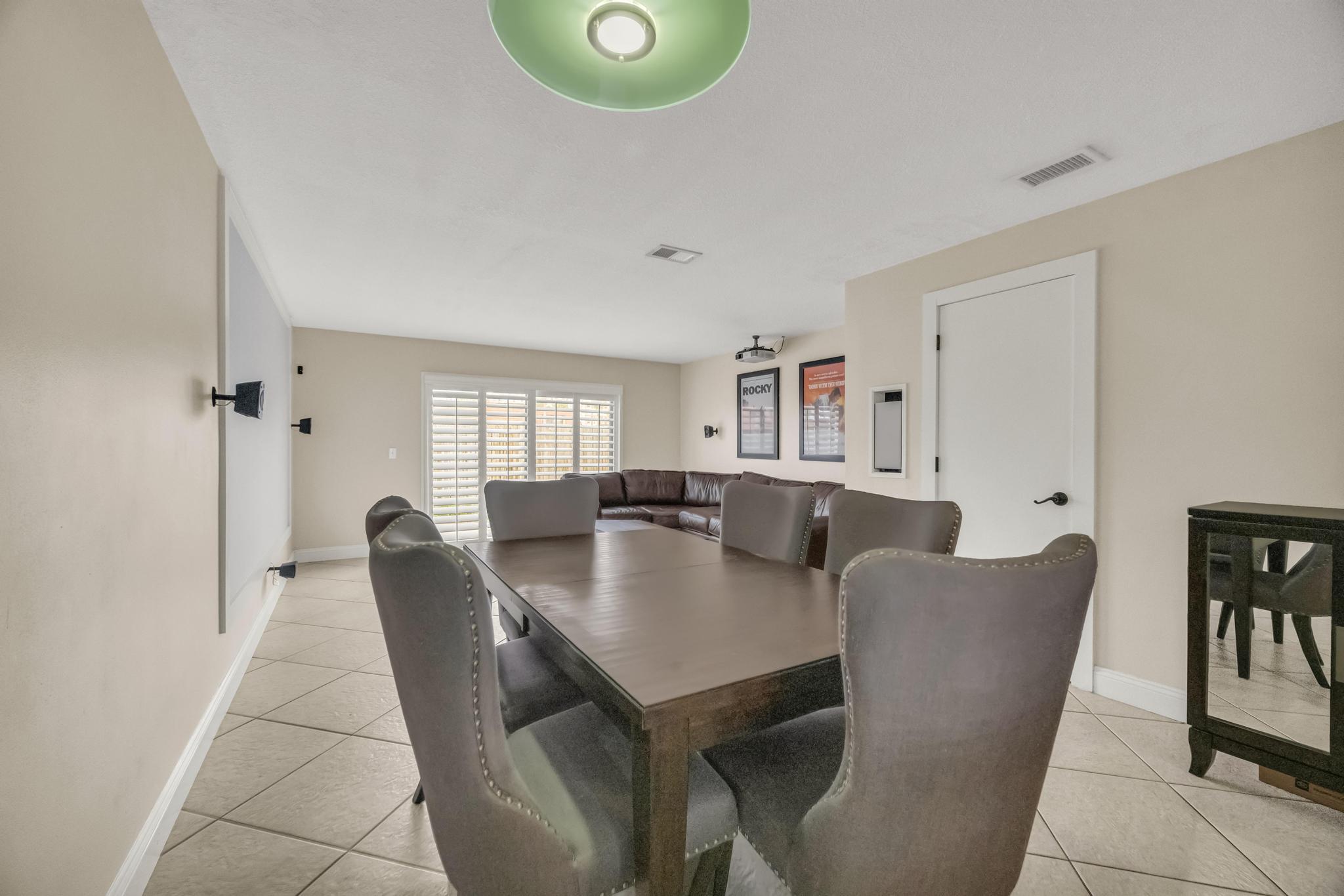 ISLAND VILLAGE PHASE II - Residential