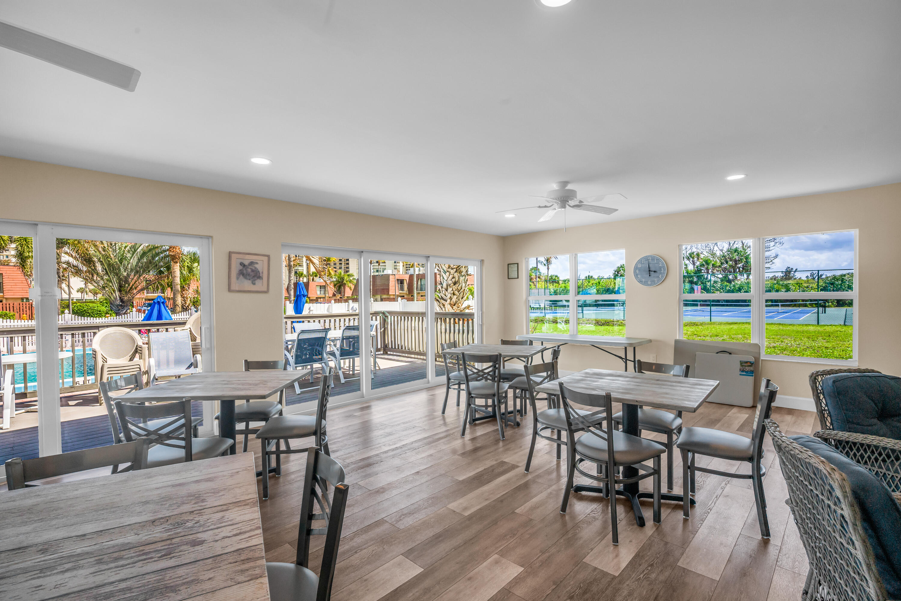 ISLAND VILLAGE PHASE II - Residential