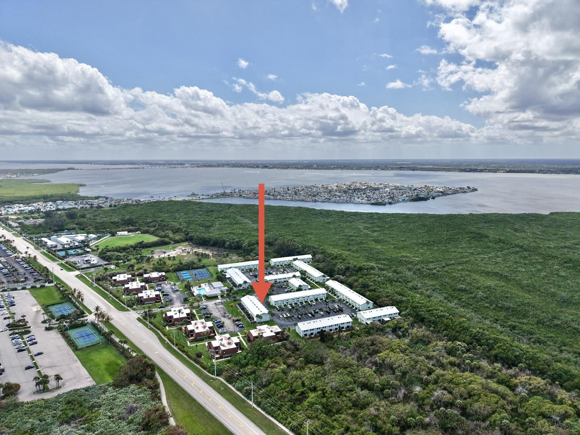 ISLAND VILLAGE PHASE II - Residential