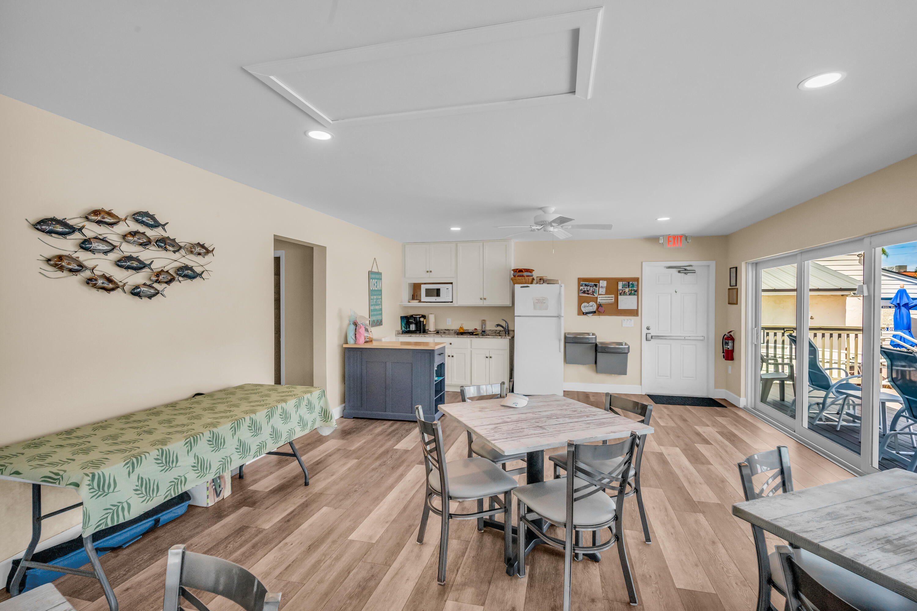 ISLAND VILLAGE PHASE II - Residential