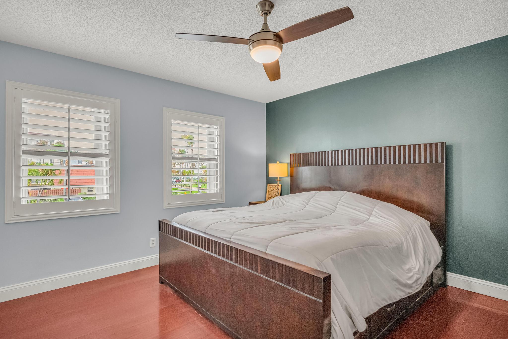 ISLAND VILLAGE PHASE II - Residential