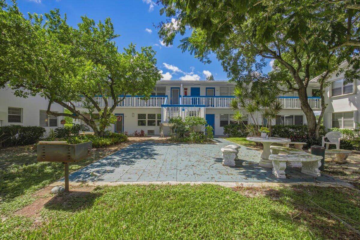 167 Lyndhurst L