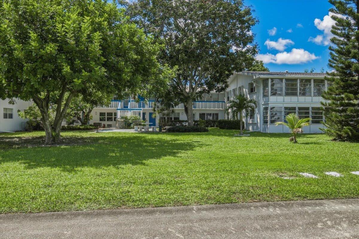 167 Lyndhurst L