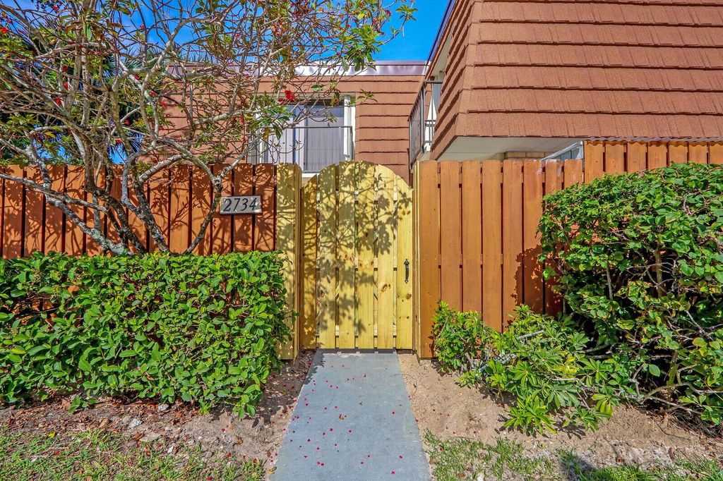 Photo of 2734 27th Court, Jupiter, FL 33477 (MLS # R10893082)