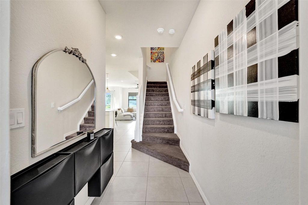 Photo of 2118 Appleton Circle, Fort Lauderdale, FL 33309 (MLS # F10549747)