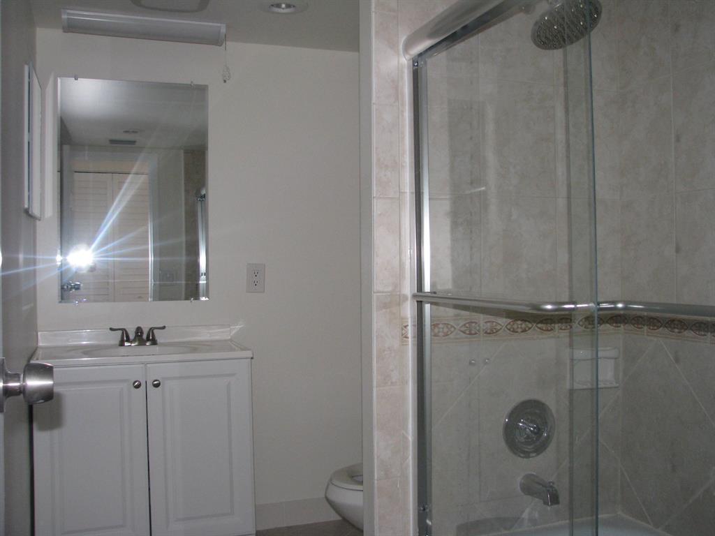 WATERWAY CLUB - Residential Lease