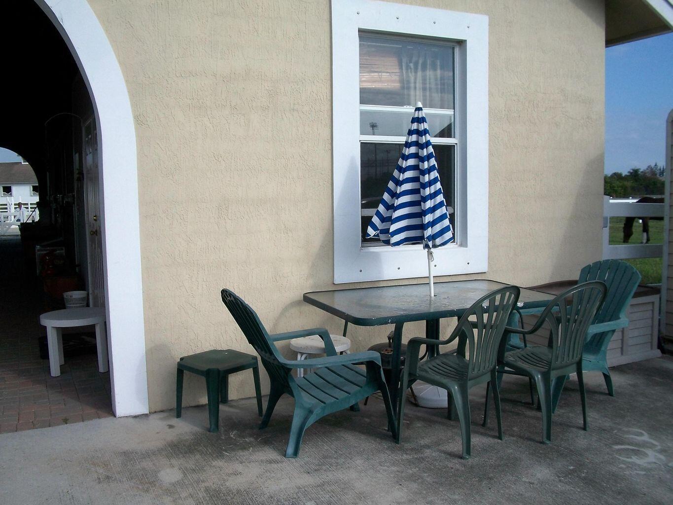 SADDLE TRAIL PARK OF WELL - Residential Lease