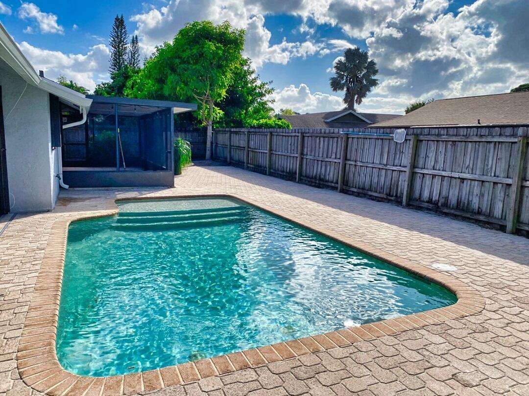 WOODSIDE 1 - Residential Lease