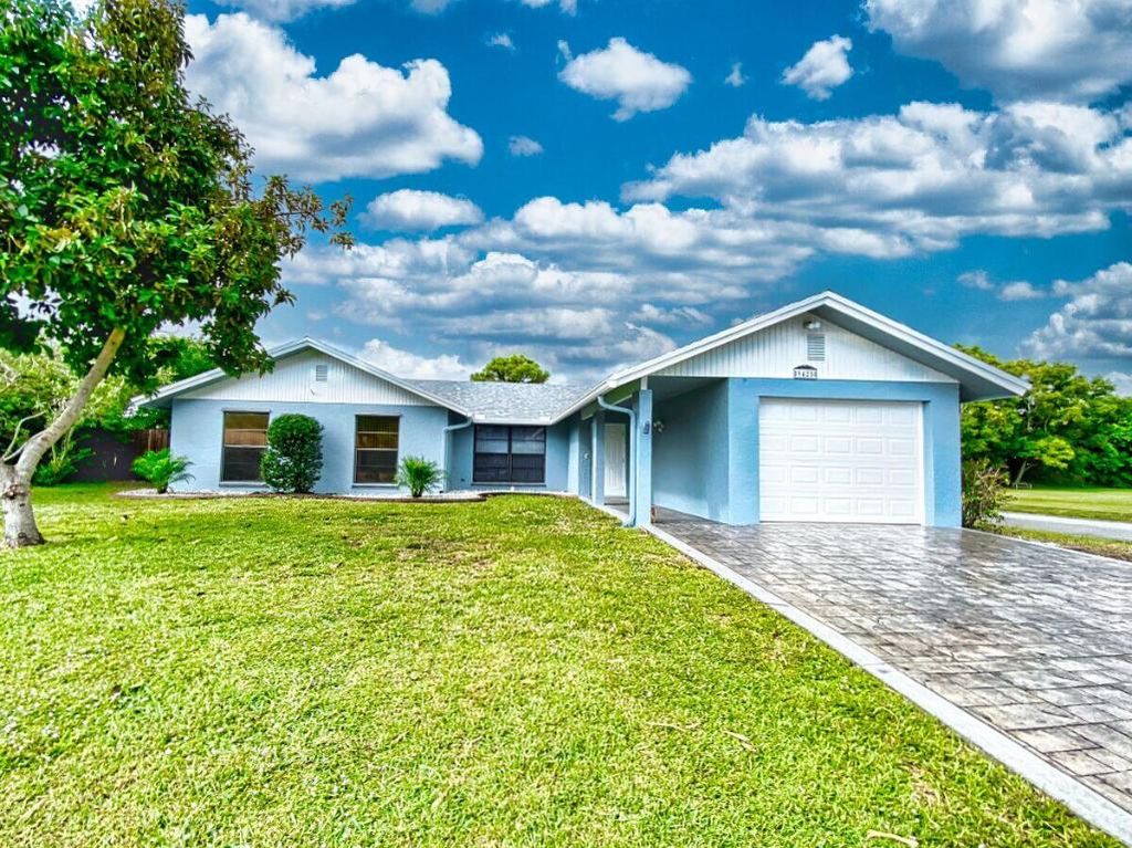 Photo of 9425 Longmeadow Circle, Boynton Beach, FL 33436 (MLS # R11145375)