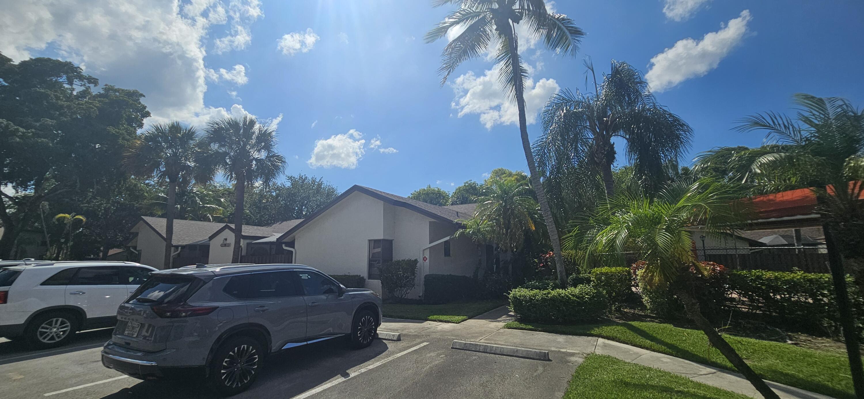 BAYWOOD VILLAGE I-A CONDO - Residential Lease