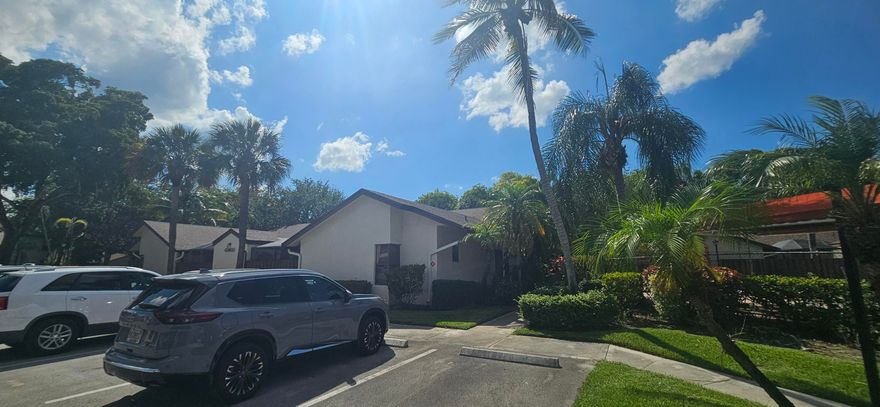 WHAT A BEAUTY!!! CORNER UNIT VILLA WITH HUGE FULLY SCREENED AND FENCED PATIO, STORAGE ROOM, NEXT TO COMMUNITY POOL, LARGE KITCHEN WITH GRANITE COUNTERTOPS AND STAINLESSSTEELAPPLIANCES, BREAKFAST AREA, TILE FLOORS THROUGHOUT,  REMODELED BATHROOM , WALK-IN CLOSET, FORMAL LIVING AND DINNING AREA, FULL SIZE WASHER AND DRYER, ASPER ASSOCIATION RULES 1 PET UNDER 25 LBS PERMITTED, MINIMUM CREDITVSCORE REQUIRED 650, STATE OF THE ART CLUBHOUSE WITH TONS OF AMMENITIES (TENNIS, PICKLEBALL, POOL, SAUNA, GYM, VOLLEYBALL,  BASKETBALL,  MOVIE TEATHER, ART CENTER, JOG TRAIL). MOVE IN DATE STARTING 07/01/26.
