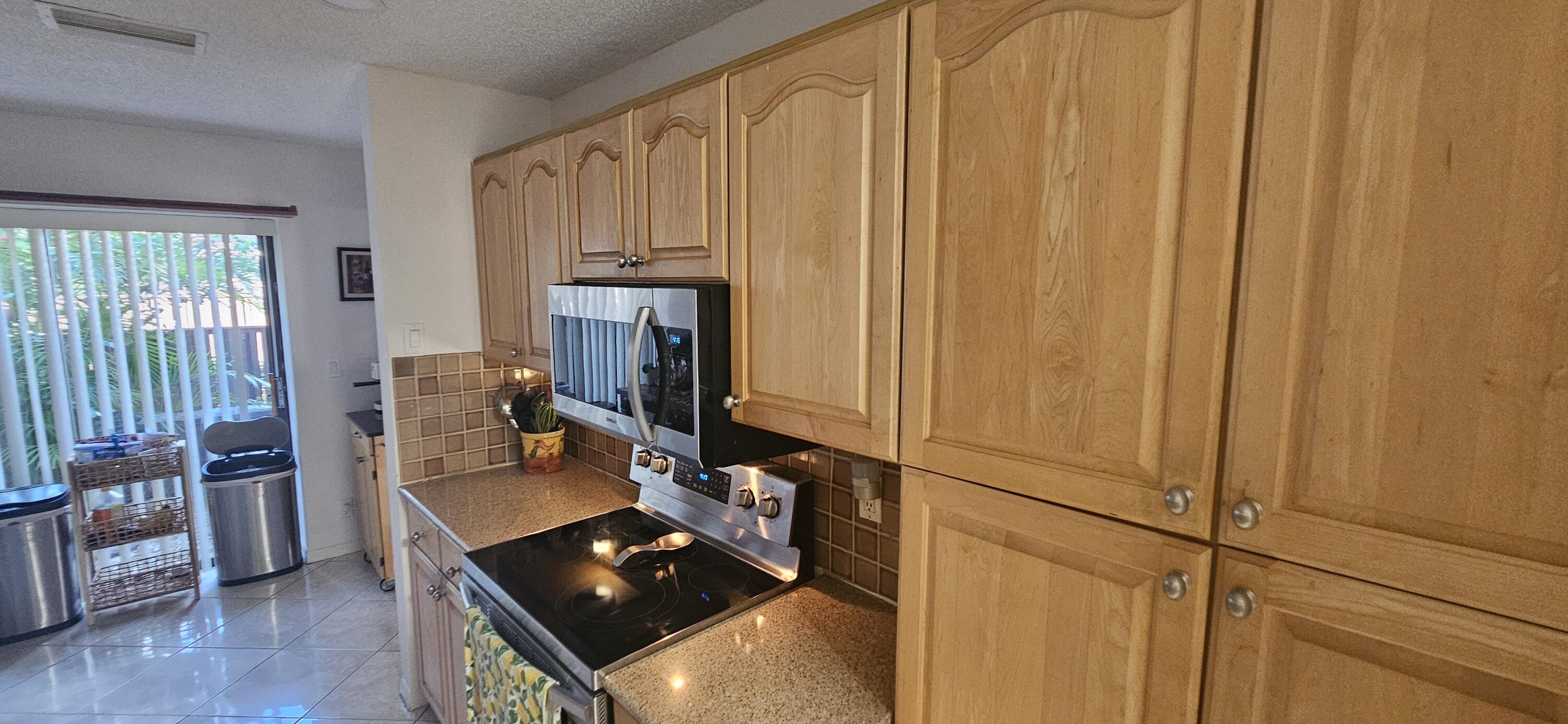 BAYWOOD VILLAGE I-A CONDO - Residential Lease