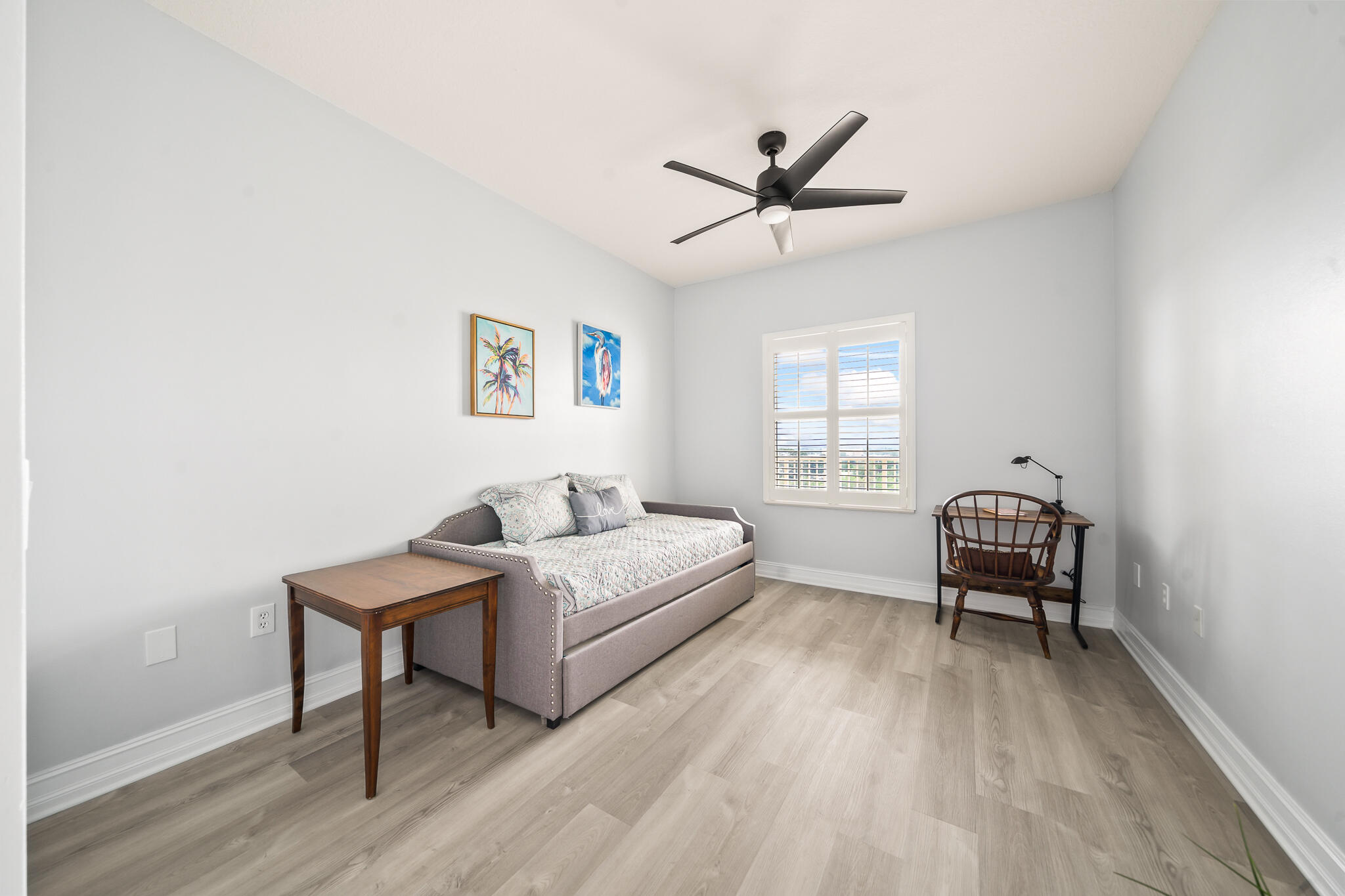 ISLAND POINTE CONDO PH 1A - Residential