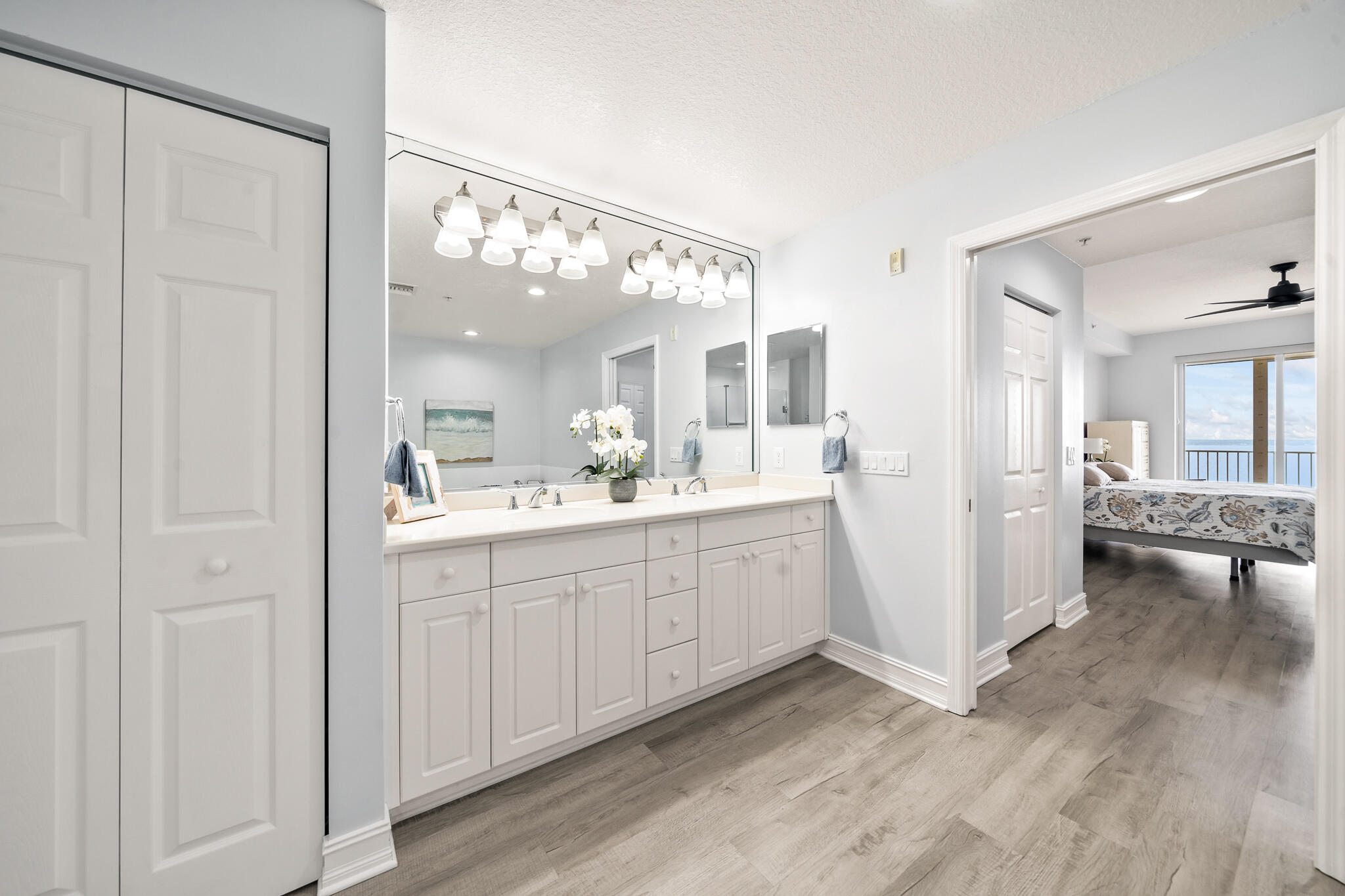 ISLAND POINTE CONDO PH 1A - Residential