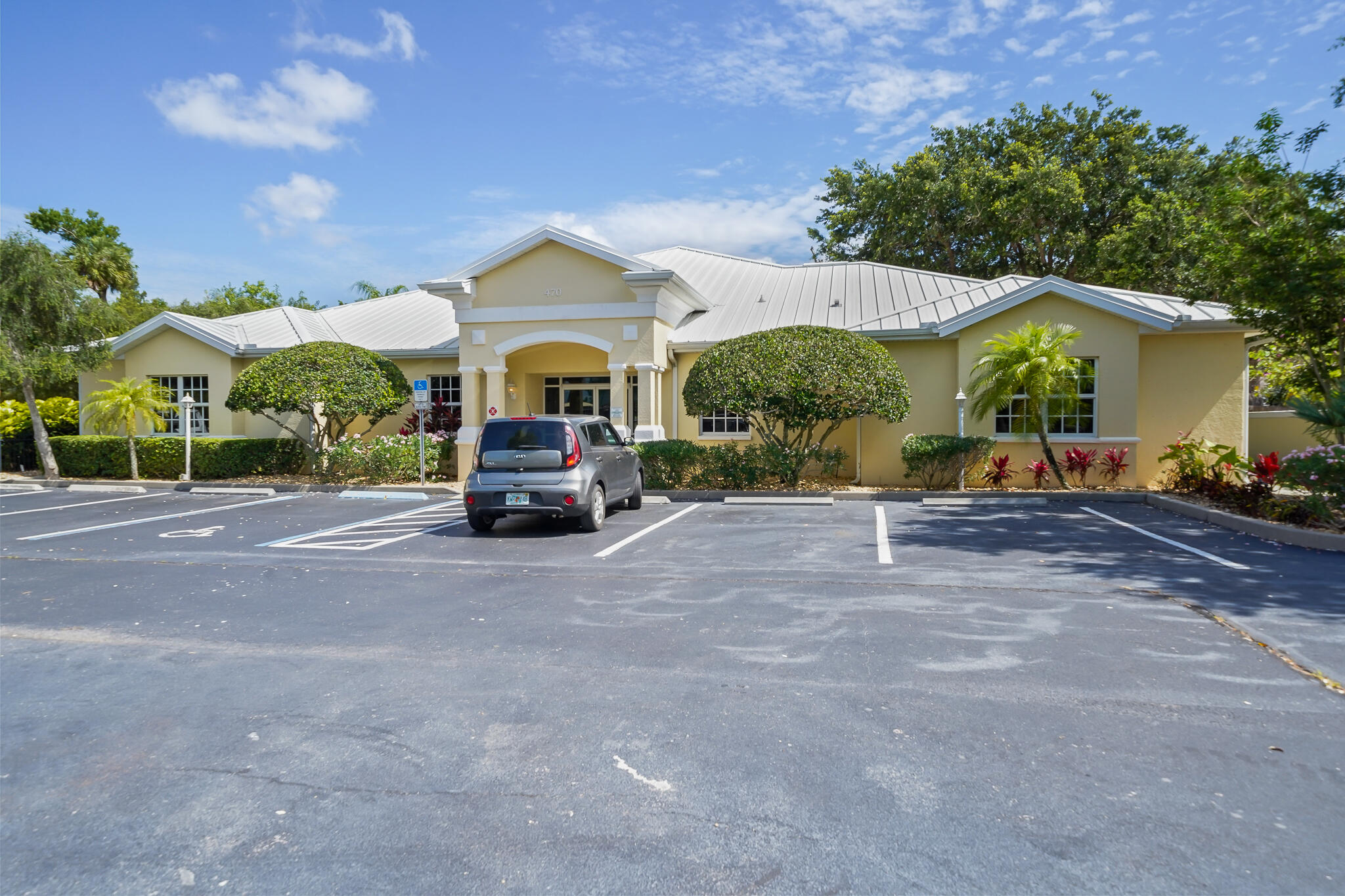 ISLAND POINTE CONDO PH 1A - Residential