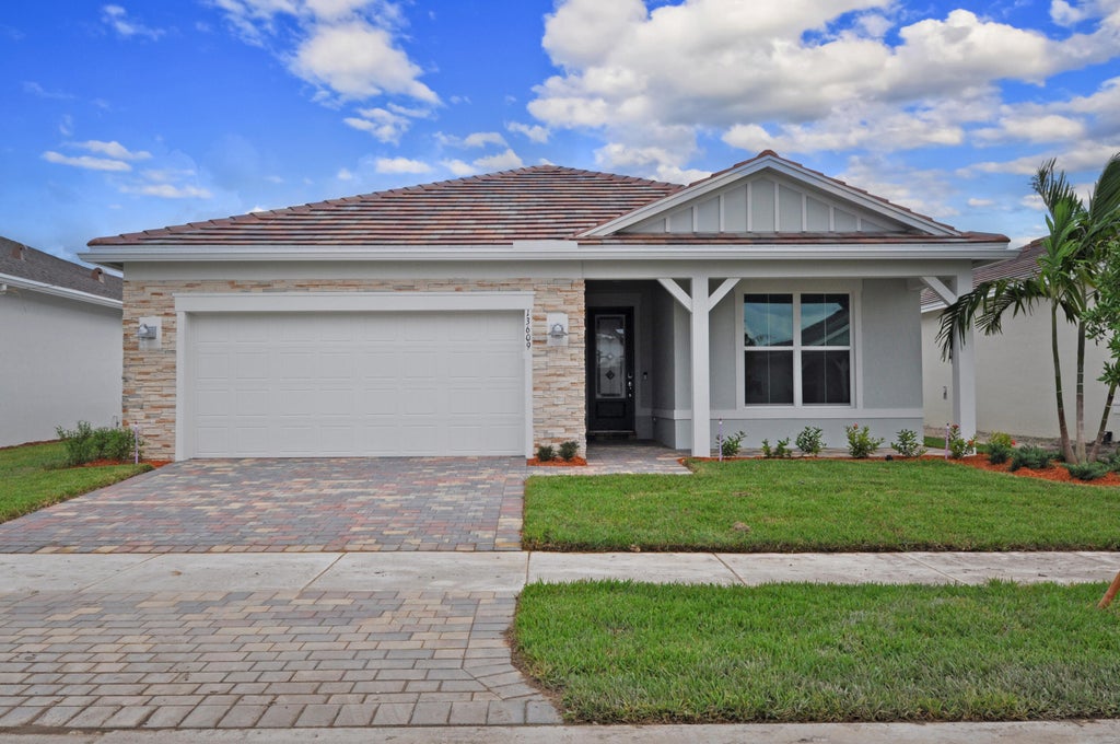 Photo of 13609 SW VERMILLION Circle, Port Saint Lucie, FL 34987 (MLS # B26067600)
