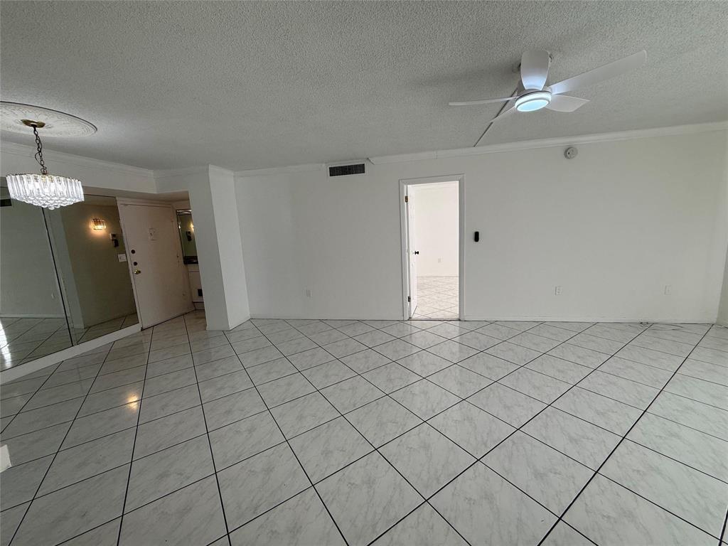 1833 S OCEAN Drive 808