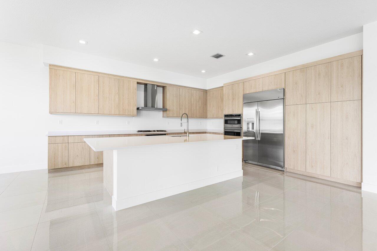 Lotus Edge - Residential