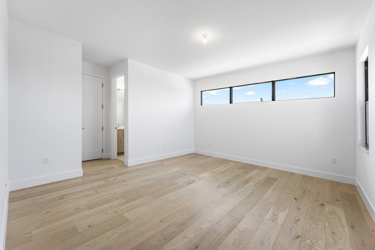 Lotus Edge - Residential