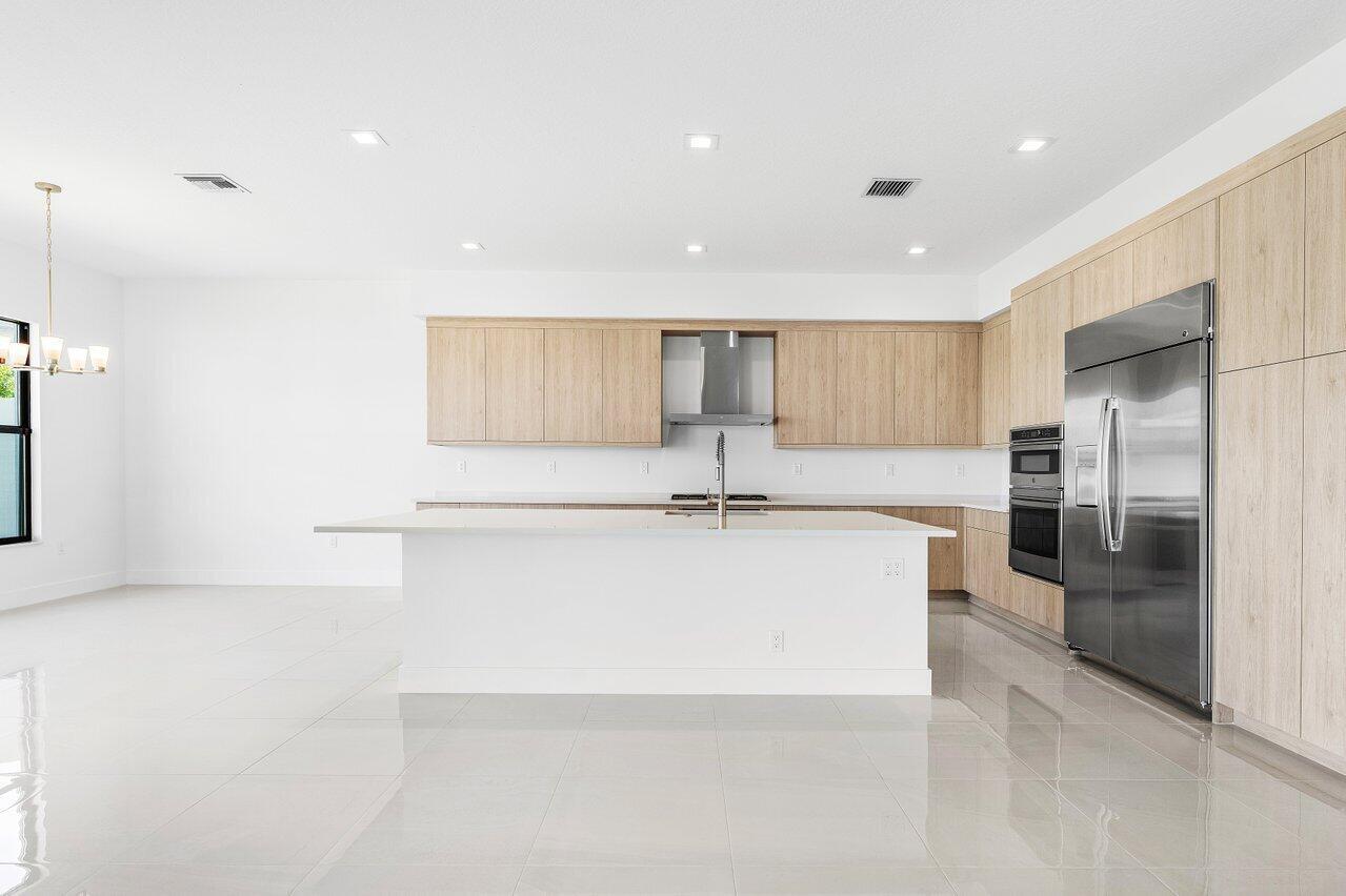 Lotus Edge - Residential