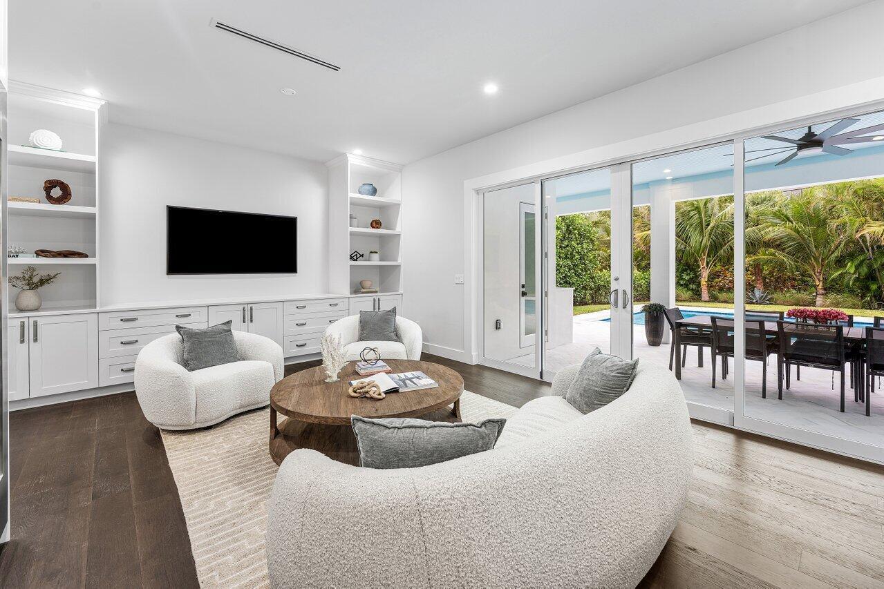 HIDDEN KEY NORTH - Residential