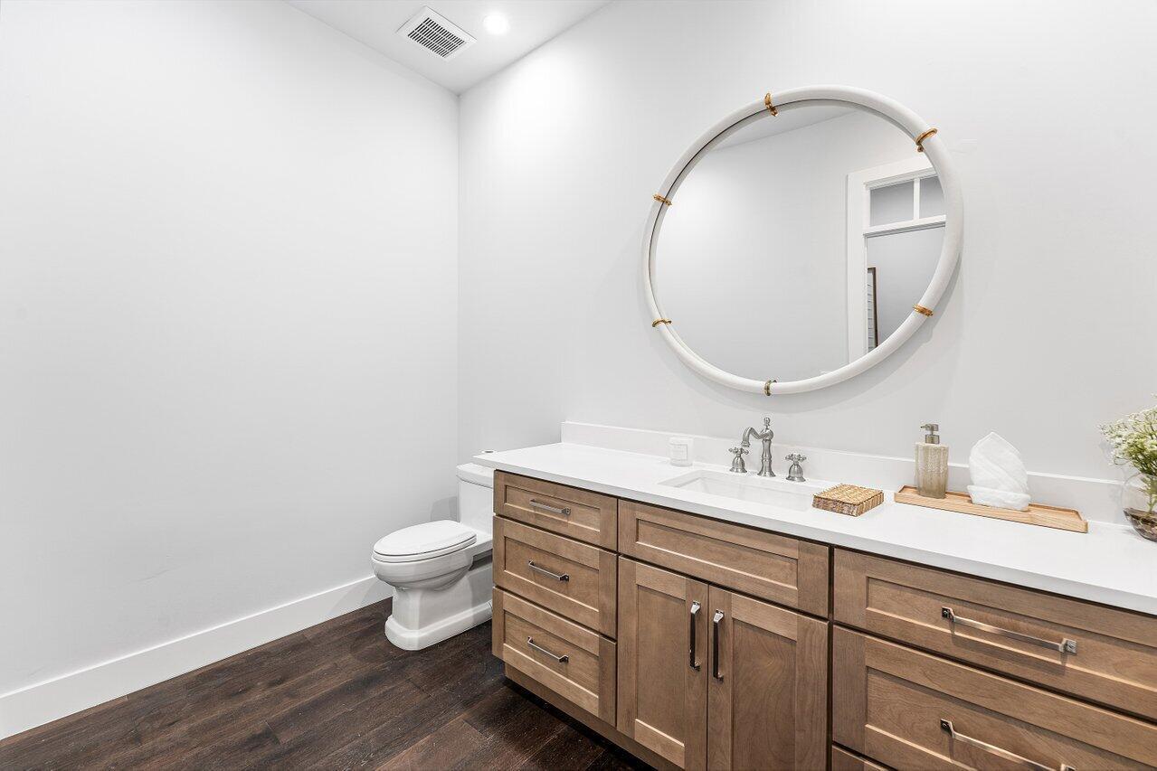 HIDDEN KEY NORTH - Residential